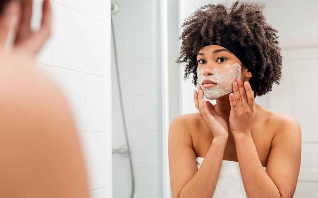 4 Incredible Egg White Face Masks For Glowing Skin
